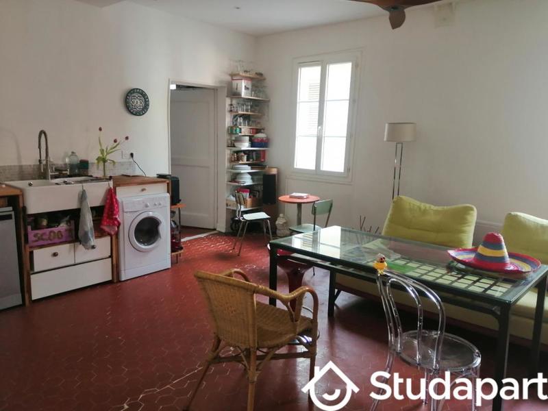 Chambre - 12 m² - 1 pièce