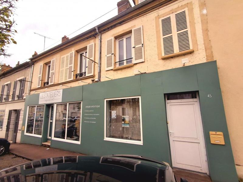 Immeuble - 132 m² - 3 pièces