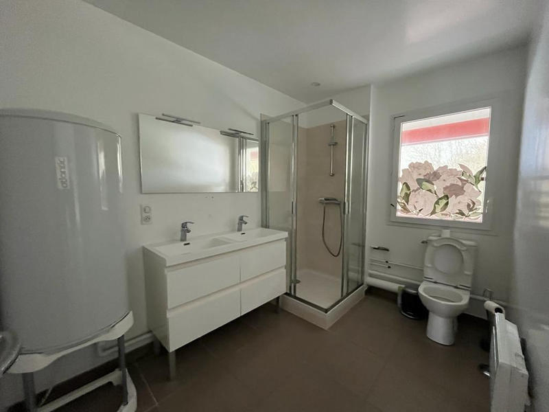 Bureau - 85 m² - 3 pièces