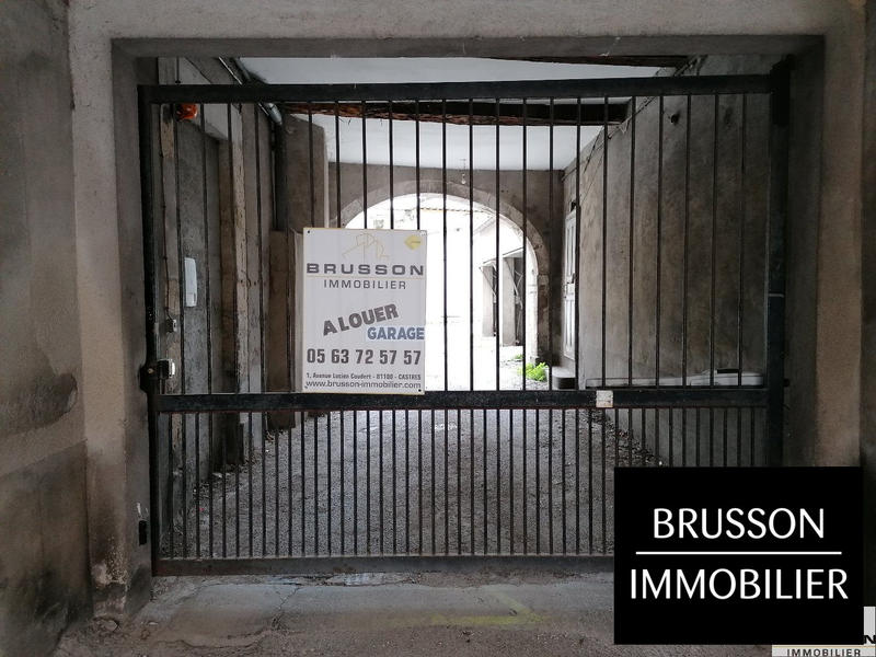 Parking / Garage - 15 m²