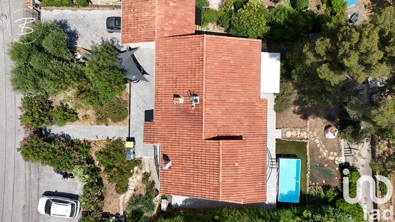 Maison - 180 m² - 9 pièces