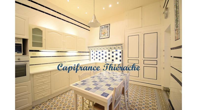 Maison bourgeoise - 299 m² - 10 pièces