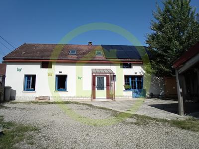 Maison - 96 m² - 6 pièces