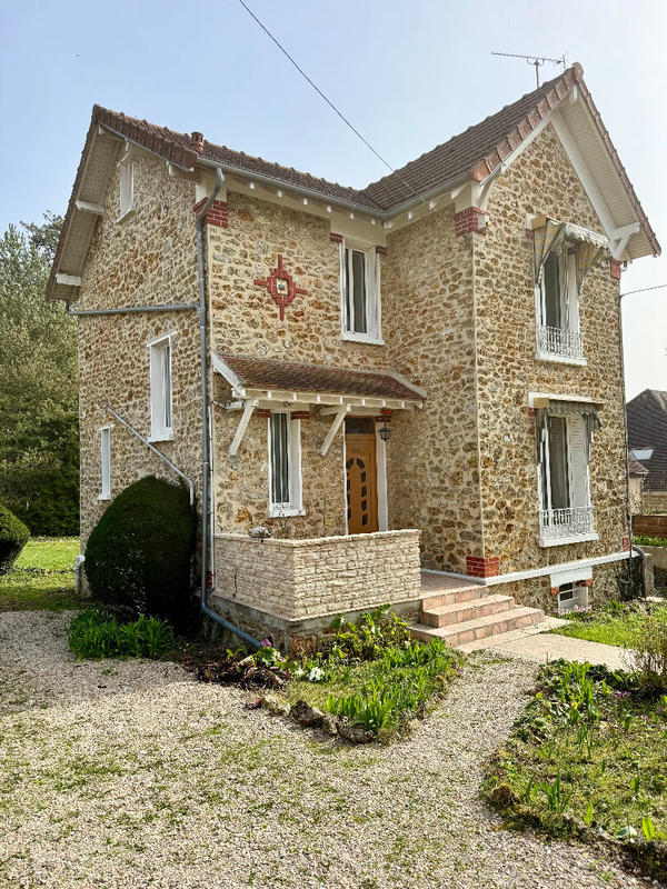 Maison - 80 m² - 4 pièces