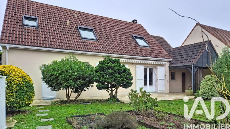 Maison - 140 m² - 6 pièces
