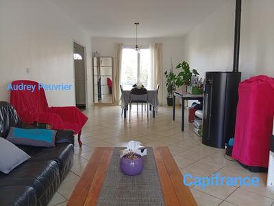 Maison - 95 m² - 5 pièces