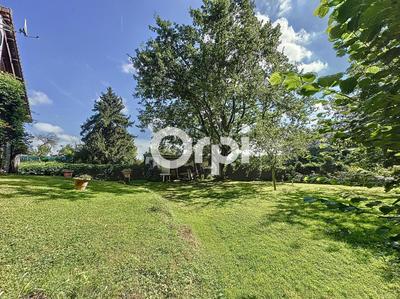 Maison - 220 m² - 6 pièces