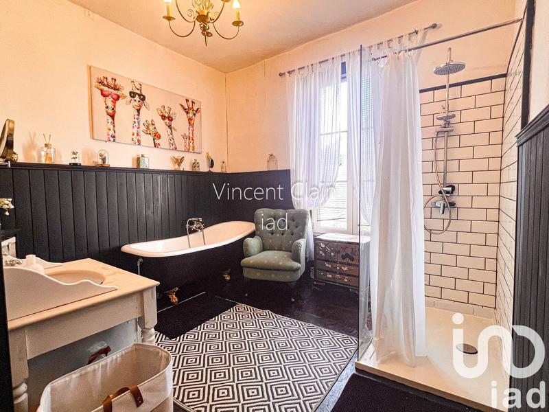 Maison - 162 m² - 6 pièces