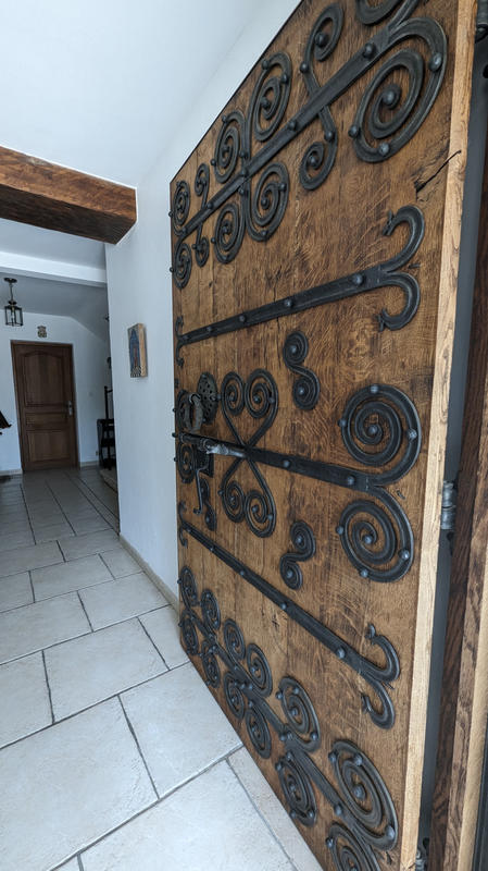 Propriété - 270 m² - 8 pièces