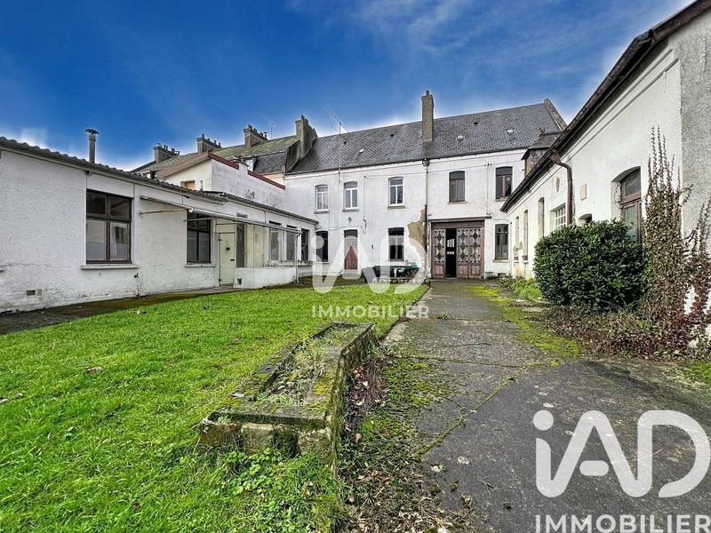 Maison de ville - 274 m² - 16 pièces