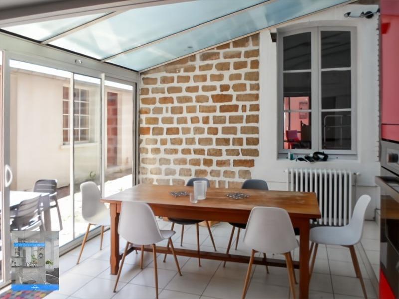 Immeuble - 206 m² - 9 pièces