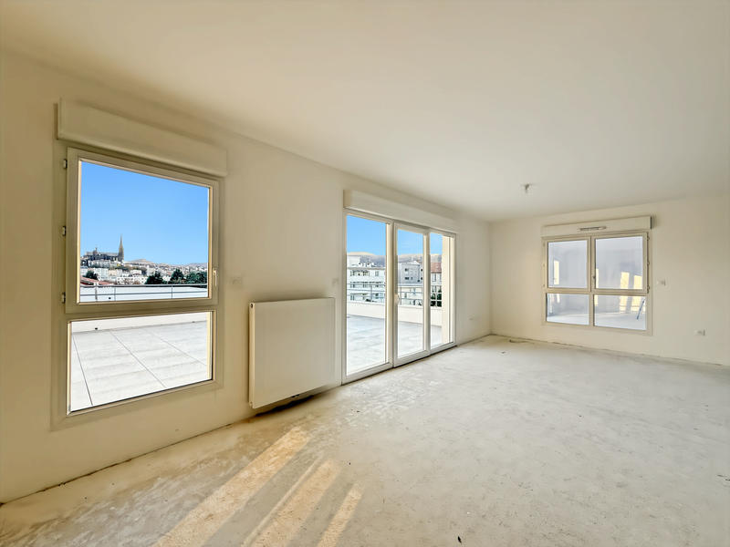 Appartement - 137 m² - 5 pièces