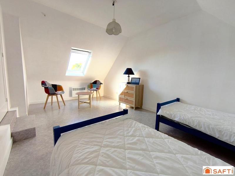 Maison - 95 m² - 5 pièces