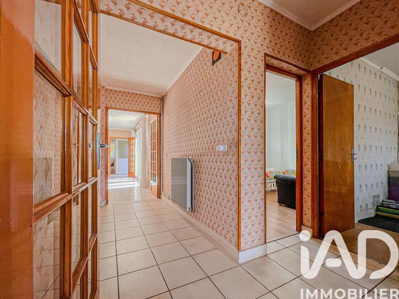 Maison - 121 m² - 6 pièces