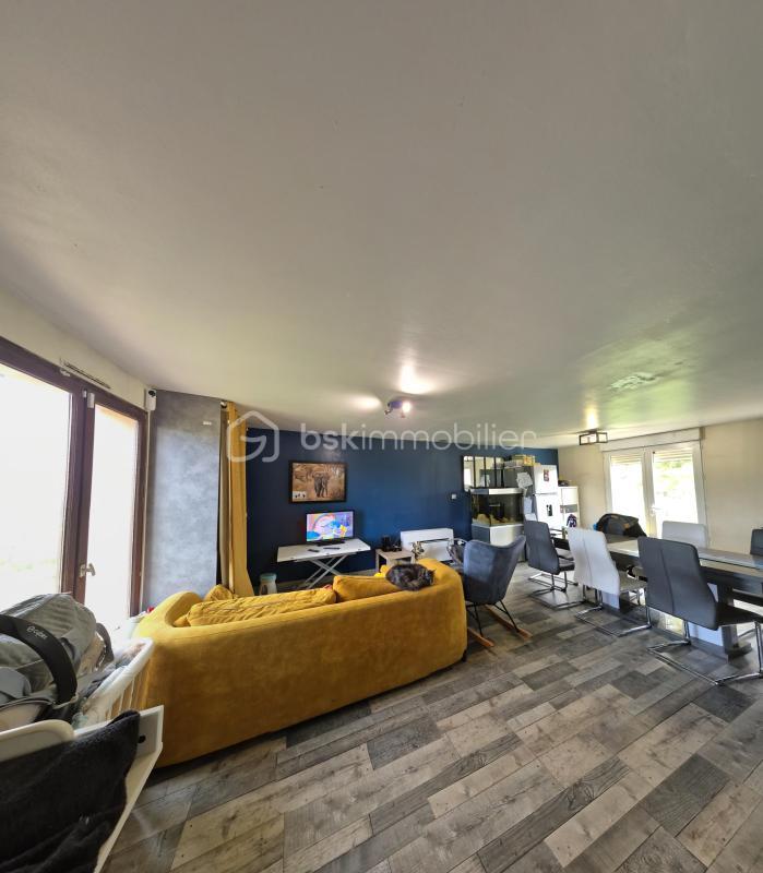 Maison traditionnelle - 110 m² - 7 pièces