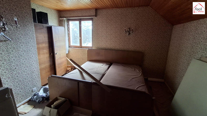 Maison - 250 m² - 9 pièces