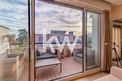 Appartement - 90 m² - 4 pièces