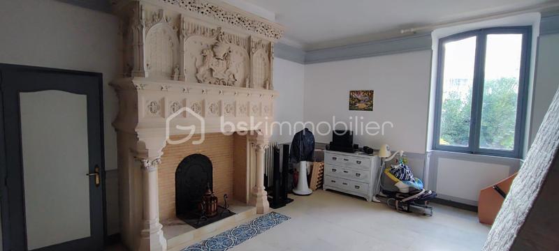 Maison - 350 m² - 15 pièces