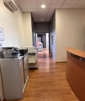 Bureau - 628 m²