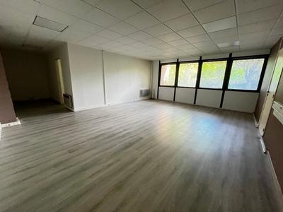 Local commercial - 113 m²