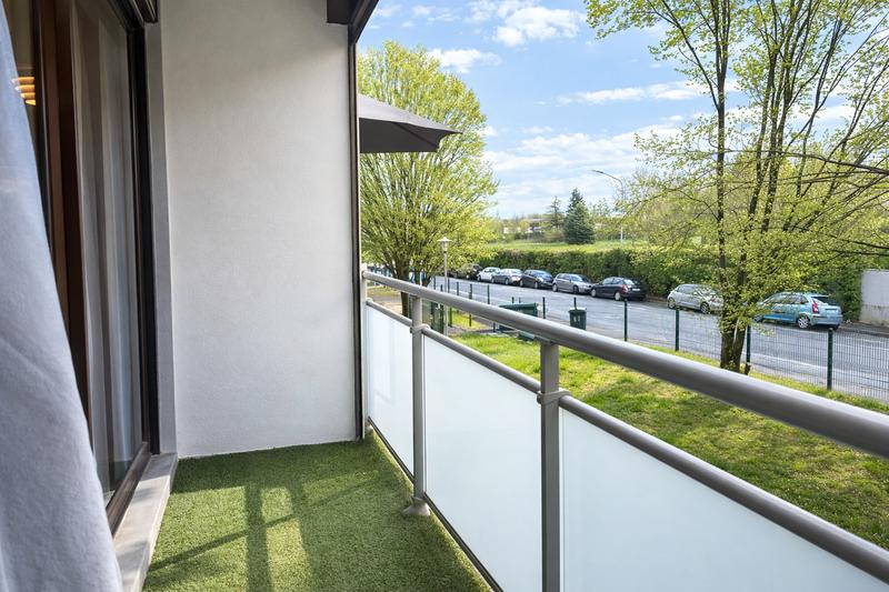 Appartement - 80 m² - 4 pièces