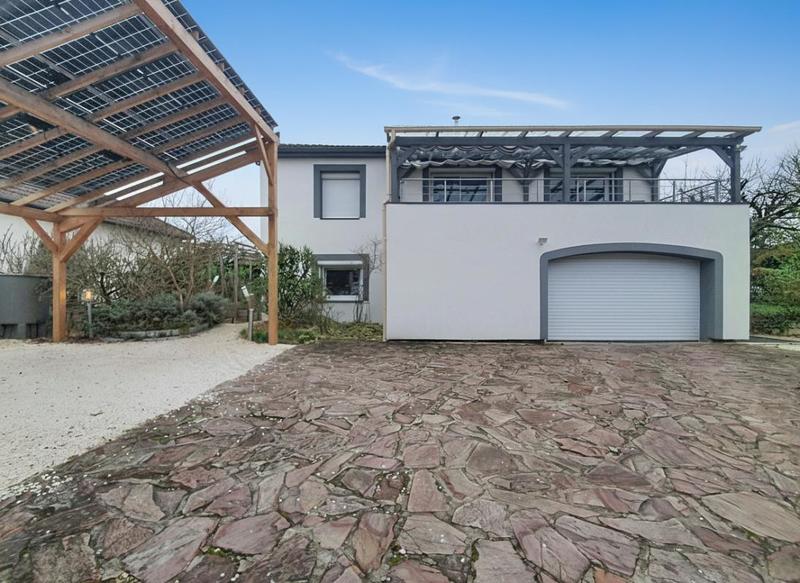 Maison - 125 m² - 5 pièces