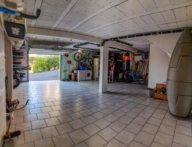 Villa - 190 m² - 6 pièces