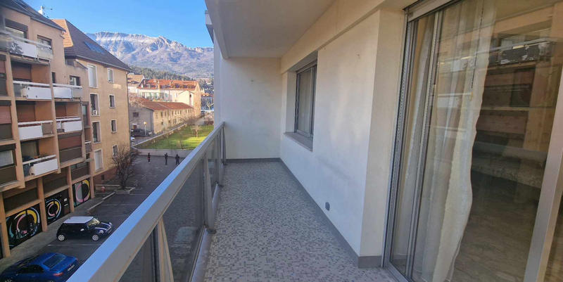 Appartement - 122 m² - 4 pièces