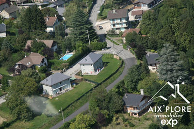 Maison - 137 m² - 6 pièces