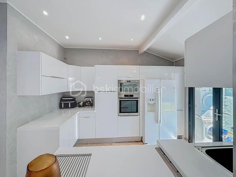 Villa - 136 m² - 6 pièces