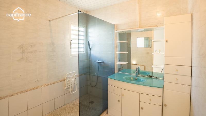 Maison - 96 m² - 4 pièces