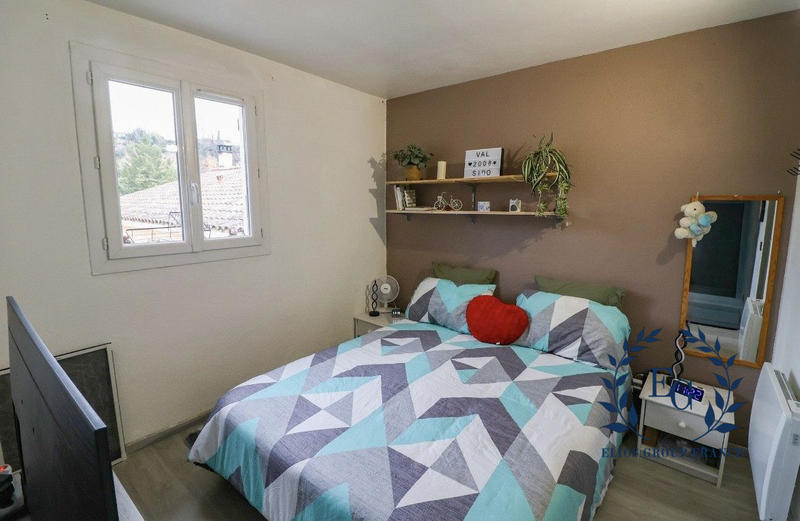 Appartement - 96 m² - 4 pièces