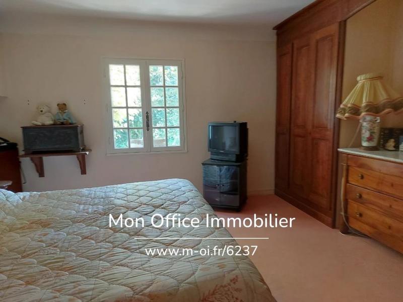 Maison - 434 m² - 13 pièces