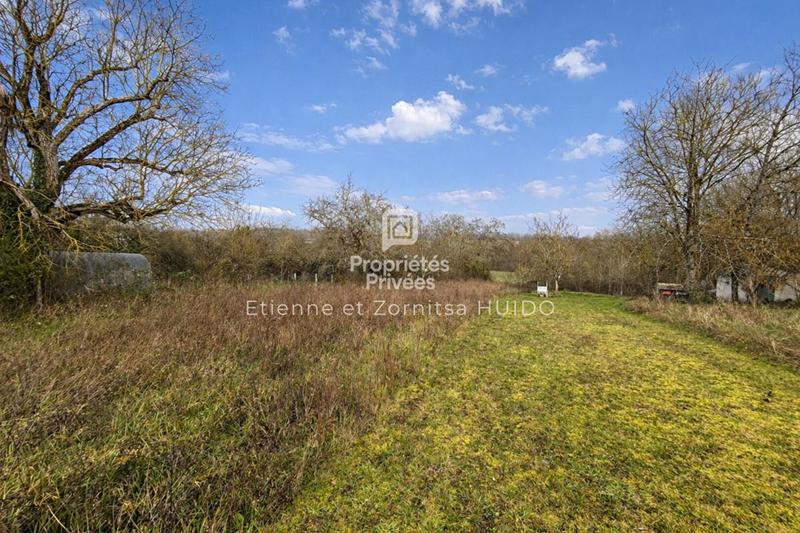 Terrain constructible - 1 850 m²