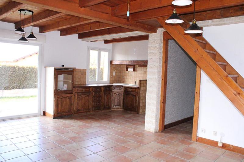 Maison - 90 m² - 6 pièces