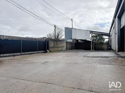 Local commercial - 824 m²