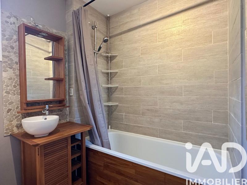 Maison de village - 80 m² - 4 pièces