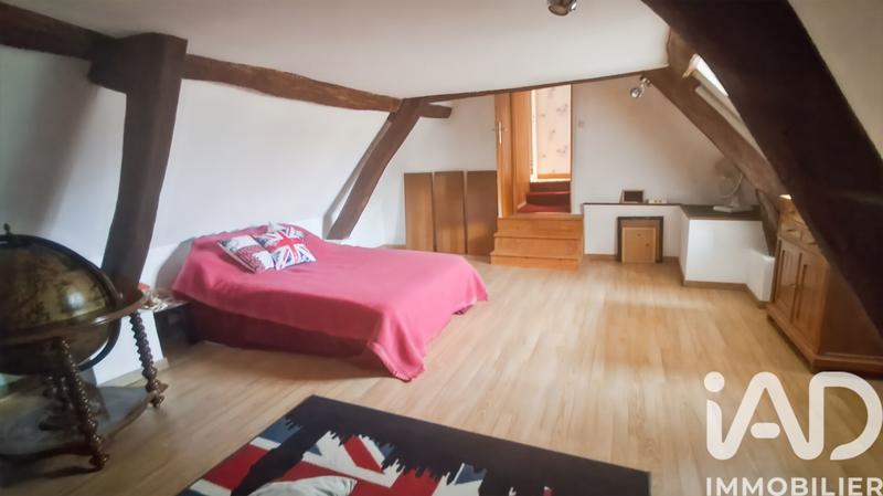 Maison - 183 m² - 7 pièces