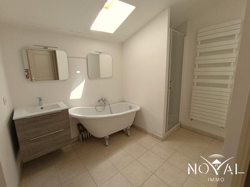 Maison - 105 m² - 5 pièces