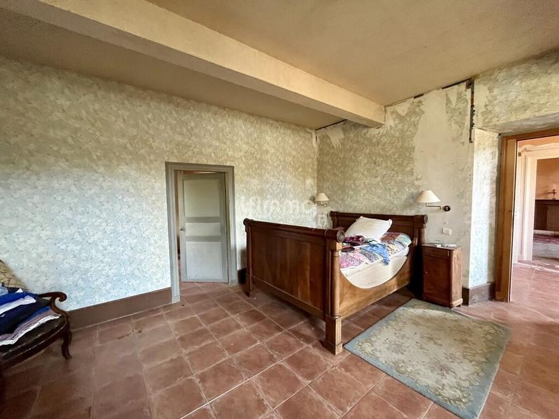 Maison - 180 m² - 6 pièces