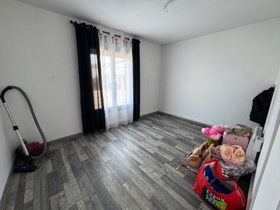 Maison - 139 m² - 6 pièces