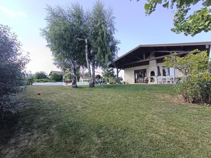 Maison traditionnelle - 103 m² - 4 pièces