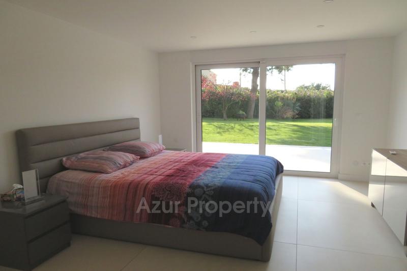 Villa - 210 m² - 6 pièces