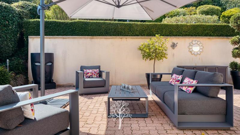 Maison - 278 m² - 7 pièces