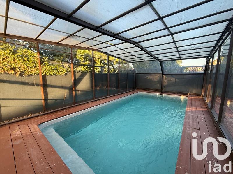 Maison - 307 m² - 14 pièces