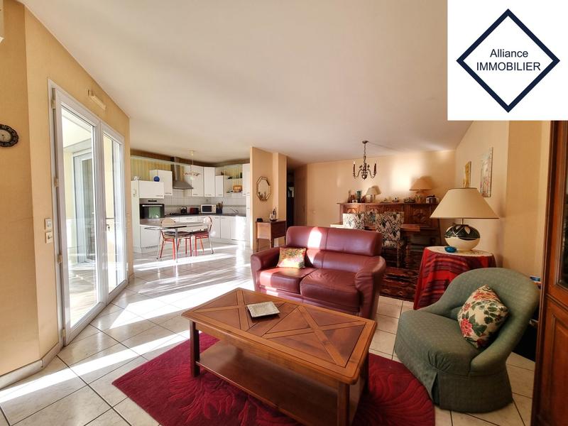 Maison - 109 m² - 6 pièces