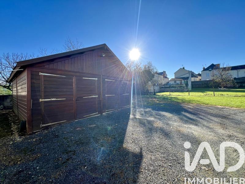 Maison - 171 m² - 7 pièces