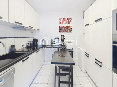 Appartement - 60 m² - 3 pièces