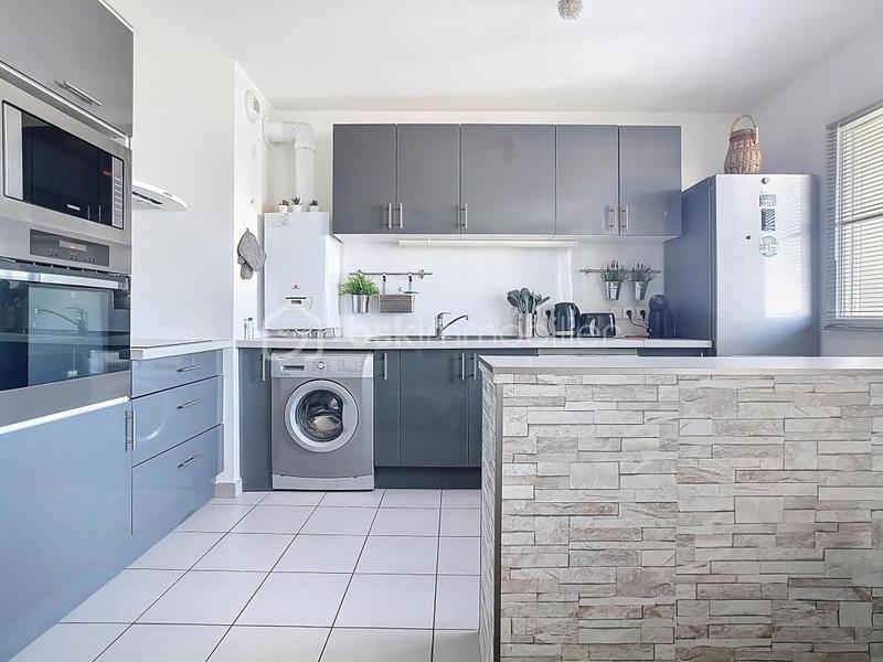 Appartement - 79 m² - 4 pièces