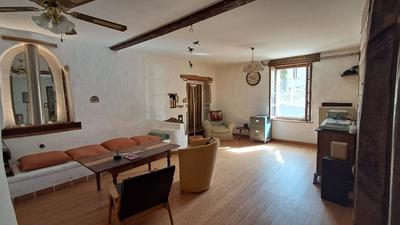 Maison en pierre - 150 m² - 8 pièces